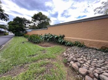 Venta lote esquinero en condominio con amenidades #26-2249 GS en Colón, Mora, San José — $113,000 - Foto 4 de 10