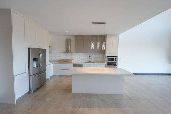 Exclusivo Penthouse de 4 habitaciones + Sala de TV en Flats 21 in Santa Ana, San José — $1,100,000 - Photo 3 of 25