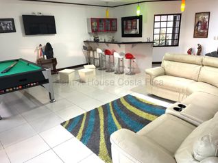 Venta de casa de lujo con piscina en Santo Domingo de Heredia #26-2169 GS en San Vicente, Santo Domingo, Heredia — $650,000 - Foto 3 de 7