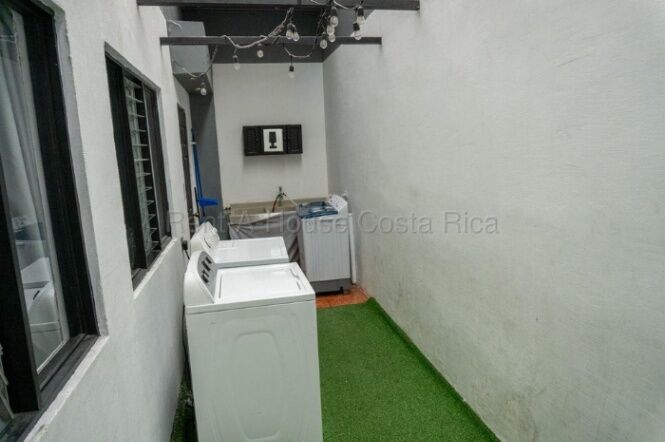 Venta de Edificio en Desamparados de Alajuela. RAH 26-2073 INVERSIÓN in Desamparados, Alajuela — ₡ 130 000 000