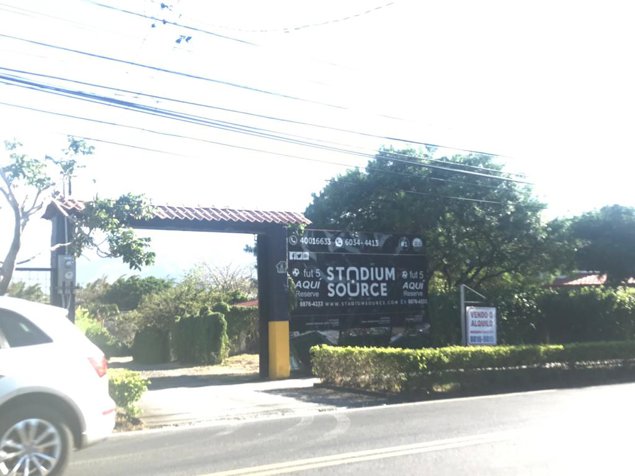 VENTA DE OFICINAS Y CANCHA FUTBOL 5, HEREDIA, BELEN, LA RIBERA en La Ribera, Belén, Heredia — $1,200,000