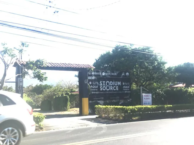 VENTA DE OFICINAS Y CANCHA FUTBOL 5, HEREDIA, BELEN, LA RIBERA en La Ribera, Belén, Heredia — $1,200,000