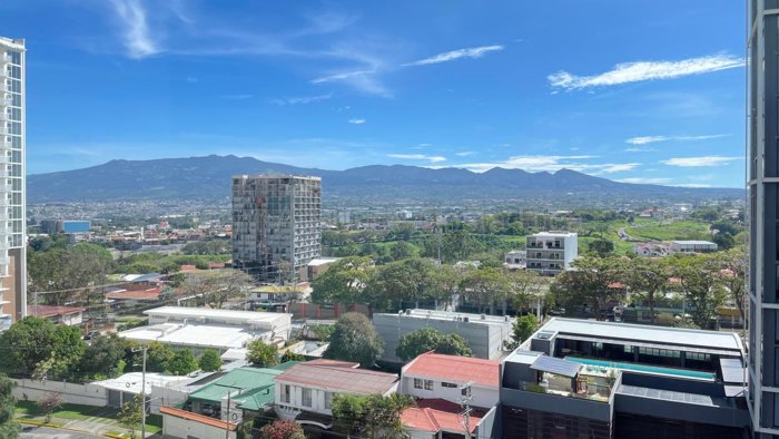 Venta de Apartamento Amueblado en Rohrmoser. RAH 27-320 en Pavas, San José — $239,000