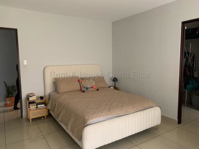 Venta de Casa en Bello Horizonte, Escazú. RAH 26-2166 in San Antonio, Escazú, San José — $260,000