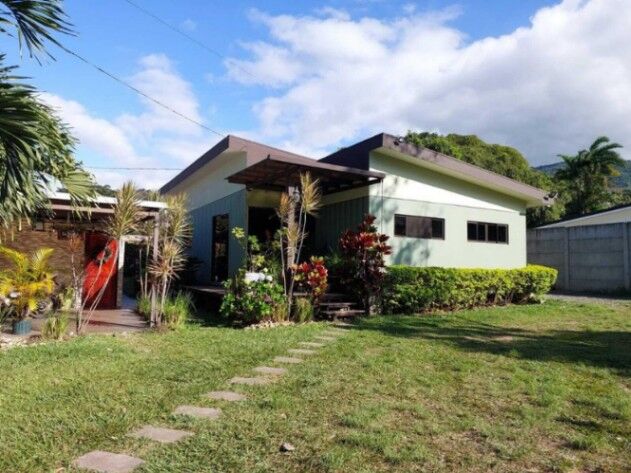 Venta de Casa en Santa Ana-Centro. RAH 26-2199 in Santa Ana, San José — $295,000