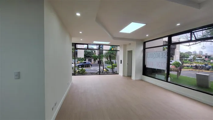 Office space of 120.83 m2 with high profitability in Sabana Sur in Mata Redonda, San José — $360,000 - Photo 2 of 5