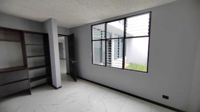 Alquiler de Apartamento en Merced, San José. RAH 25-458 en Merced, San José — $1,700