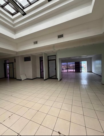 ALQUILER DE LOCAL, HEREDIA, SAN FRANCISCO, CN PASEO DE LAS FLORES. en San Francisco, Heredia — $1,947