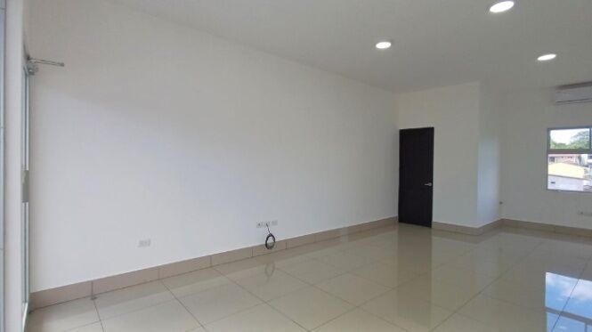 Alquiler de Local Comercial en Curridabat-Granadilla. RAH 26-1390 in Granadilla, Curridabat, San José — $650