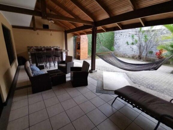 MLS-25-1037 VENTA HERMOSA CASA CURRIDABAT SAN JOSE en Curridabat, San José — $695,000