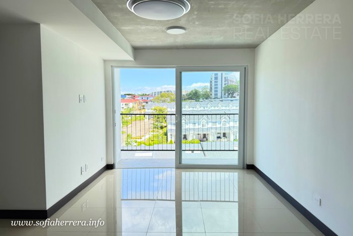 Alquiler o venta Apartamento Condominio Khaya.Torre B76 in Curridabat, San José — $195,000 - Photo 2 of 18