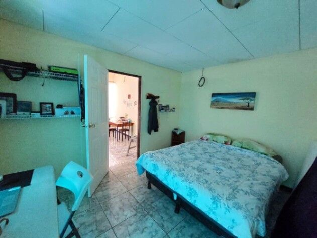 Se vende casa en Goicoechea San José 26-355 en Mata de Plátano, Goicoechea, San José — ₡ 54 000 000