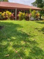 Venta de Amplia Casa en Orotina, Alajuela / OFC