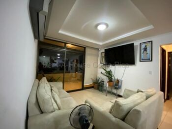 Venta de Apartamento en Santa Ana. RAH 27-128 en Santa Ana, San José — $185,000 - Foto 5 de 6