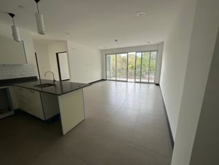 VENTA DE APARTAMENTO, SANTA ANA, POZOS, CONDOMINIO URBAN FLATS in Pozos, Santa Ana, San José — $220,000 - Photo 4 of 22