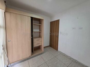 Alquiler de Casa en El Guarco-Tobosi.  in Tobosi, El Guarco, Cartago — $960 - Photo 4 of 14