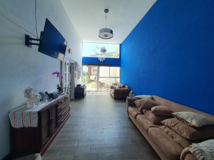 "Tu Refugio Ideal: Casa Amplia y Lumínica en Guadalupe" en Guadalupe, Goicoechea, San José — $172,000