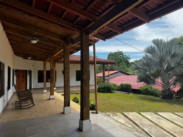 Se Vende Casa en Residencial Tierra y Caña en Guácima, Alajuela — $460,000 - Foto 2 de 24