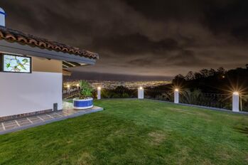 Venta mansión con 2 residencias, piscina y cancha #26-711 GS in San Antonio, Escazú, San José — $1,495,000 - Photo 4 of 19