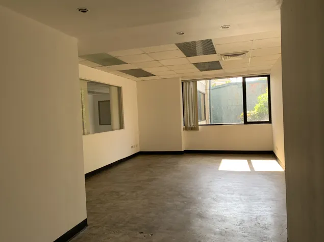 Office Rental Paseo Colón COD RG 1215 in Merced, San José — $500 - Photo 3 of 18