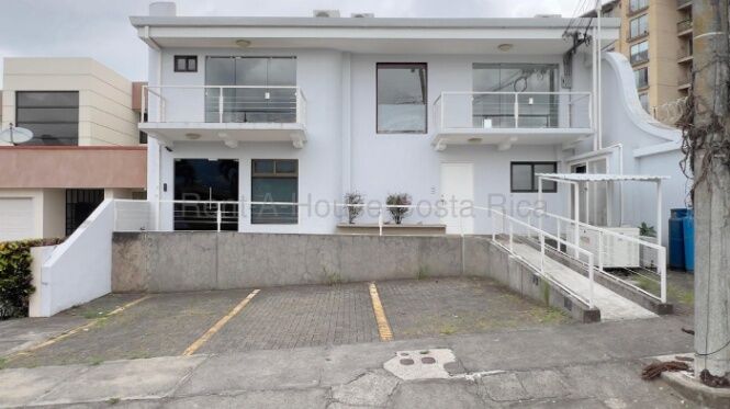 Venta de Casa Comercial/Residencial en Mata Redonda, San José. RAH 26-2148 in Mata Redonda, San José — $450,000