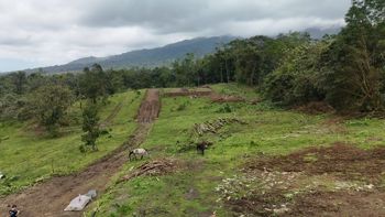 Quintas y Lotes de 1,000m2 con Super Vista al Volcán in La Fortuna, San Carlos, Alajuela — 75 000 000 ₡ - Photo 4 of 10