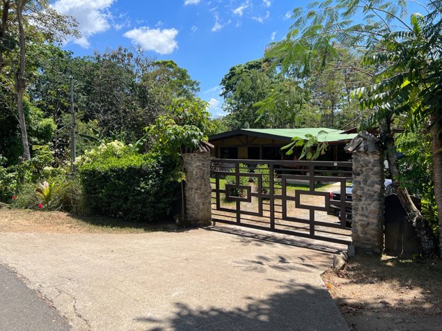 Country House in Perez Zeledon in San Isidro De El General, Pérez Zeledón, San José — $220,000