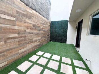 Venta de Casa en San Antonio de Escazú / Mls. 25-1896 OFC JB en San Antonio, Escazú, San José — $220,000 - Foto 4 de 20