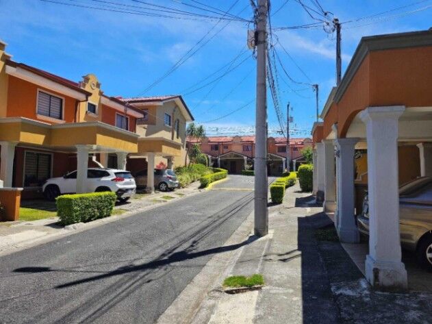 Venta de Casa en Desamparados, San José. RAH 26-610 en Damas, Desamparados, San José — ₡ 58 000 000