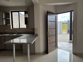 VENTA  APARTAMENTO NUEVO, HEREDIA, SANTO DOMINGO in Santo Tomás, Santo Domingo, Heredia — $175,000 - Photo 5 of 15