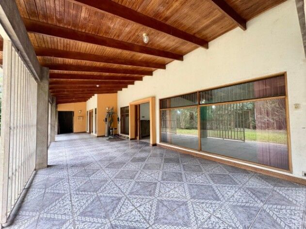 Se vende casa en Escazú San José 26-1099 en San Rafael, Escazú, San José — $443,000