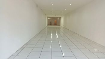 Alquiler de Local Comercial en Escazú in Escazú, San José — $2,400 - Photo 2 of 6