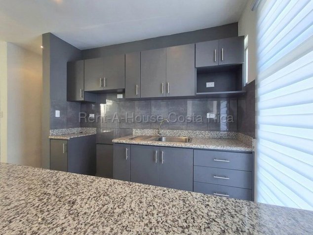 Alquiler de Apartamento en Curridabat-Granadilla. RAH 27-307 in Granadilla, Curridabat, San José — $1,300