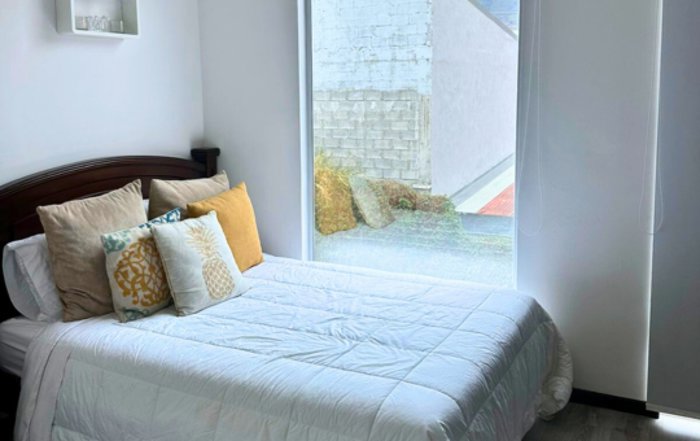 Venta de apartamento en condominio en Vista a la Colina, Santa Ana in Pozos, Santa Ana, San José — $250,000 - Photo 3 of 21