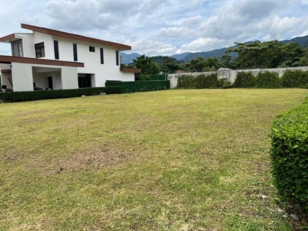 Venta de Lote en Uruca-Santa Ana. RAH 26-703 in Uruca, Santa Ana, San José — $230,000