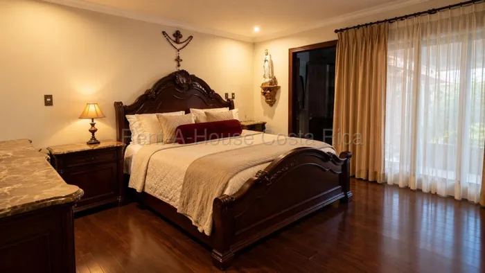 Venta de Propiedad Residencial y Comercial en San Rafael, Heredia. RAH 27-949 en Santiago, San Rafael, Heredia — ₡ 165 000 000 - Foto 2 de 18