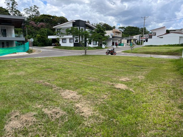 Lote Esquinero en Altabrisa Condo, Grecia – 328m², Construye un Sueño in Grecia, Alajuela — ₡ 93 500 - Photo 3 of 17