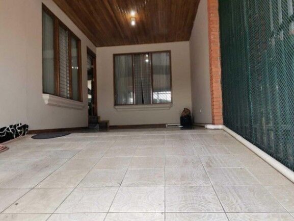 Se vende espaciosa casa con terraza en San Rafael Heredia 23-685 en San Rafael, Heredia — ₡ 75 000 000