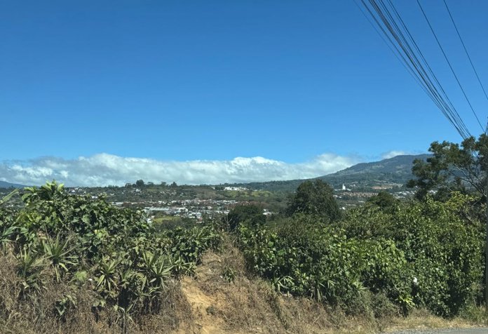 VENTA DE FINCA, CARTAGO, LA UNIÓN, RÍO AZUL en Río Azul, La Unión, Cartago — ₡ 116 000 000