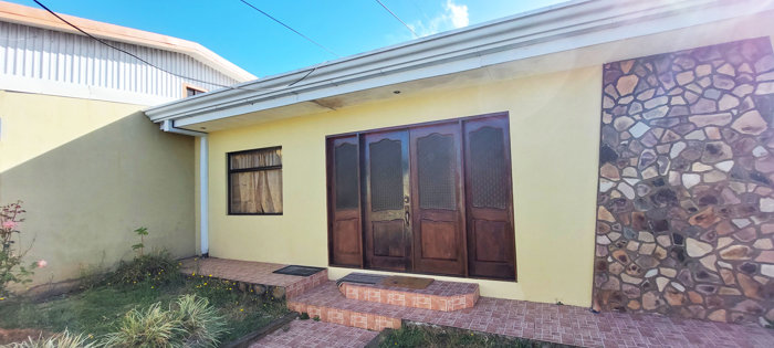 San isidro de Heredia in San Isidro, Heredia — ₡ 160 000 000 - Photo 3 of 38