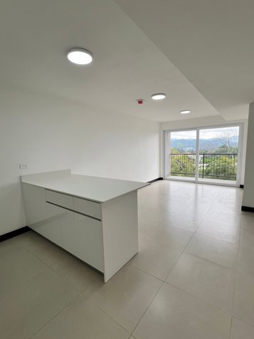 APARTAMENTO EN VENTA EN PROYECTO CON ACCESO PRIVADO A AL ESTE en Curridabat, San José — $250,000 - Foto 2 de 13