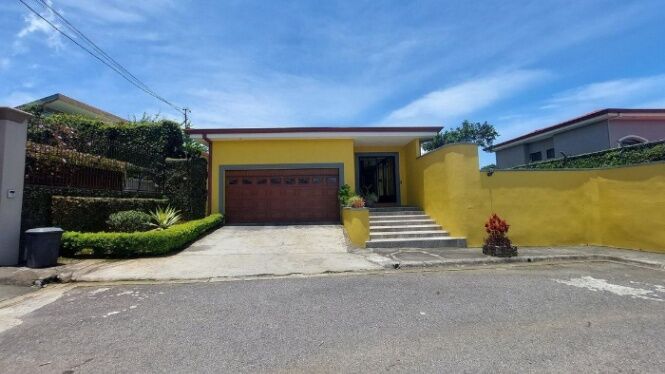 MLS-25-1328 LS VENTA CASA VASQUEZ CORONADO SAN JOSE  en San Rafael, Vázquez de Coronado, San José — ₡ 250 000 000