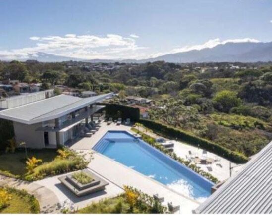 Alquiler de casa en Condominio Akari en San Antonio, Alajuela — ₡ 400 000