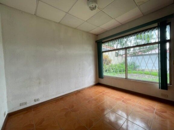 Venta de Casa en Escazú, San José. RAH 26-1099 en San Rafael, Escazú, San José — $443,000