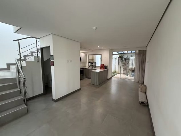 Alquiler de Casa en San Rafael de Montes de Oca in San Pedro, Montes De Oca, San José — $1,300