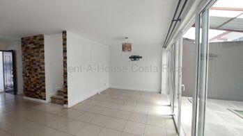 Se alquila casa en Mora San José 26-2096 in Colón, Mora, San José — 850 000 ₡ - Photo 4 of 24