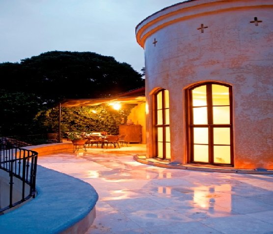 Casa de lujo en Villa Real Santa Ana en Santa Ana, San José — $1,650,000 - Foto 3 de 9
