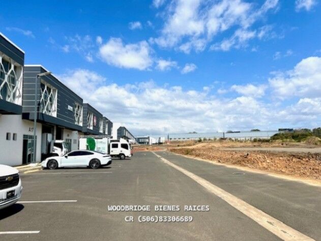 Bodega en alquiler Escazu 221 metros /para almacenamiento en Escazú, San José — $3,308