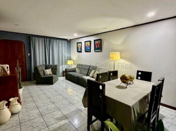 Casa en venta en El Bosque, Cartago in San Rafael, Oreamuno, Cartago — ₡ 60 000 000
