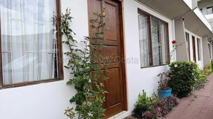 Venta de Apartamento en San Pedro con Patio Techado #27-89 GS en San Pedro, Montes De Oca, San José — $130,000
